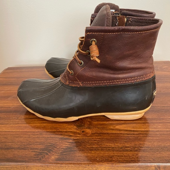 Sperry duck boots size 9 - Picture 4 of 7